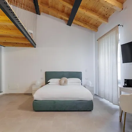 Basco Guest house *